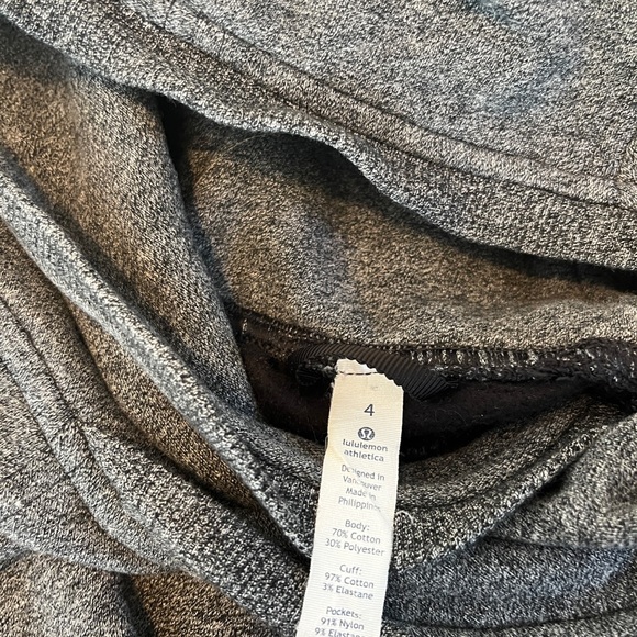 lululemon Scuba Pullover - Picture 6 of 6
